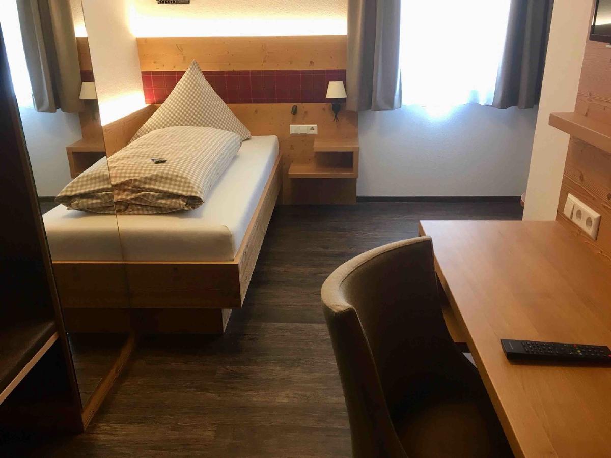 Landgasthof Linde Hepbach, Hotel & Restaurant Маркдорф Экстерьер фото